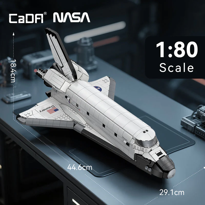 CaDA Master1:80 NASA Space Shuttle Discovery C56052W - Image 6